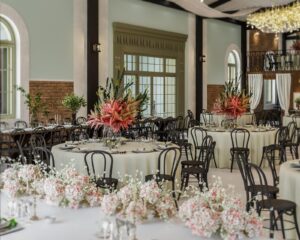 Salon Dacu' — atmosferă elegantă